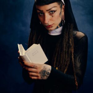 Prayer and Worship with Elli_dings – Part 1