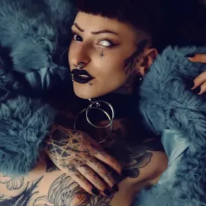 ELLI_DINGS666 BLUE FAKE FUR #2 – members