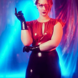 Amanda Obscura: Red Latex Villan
