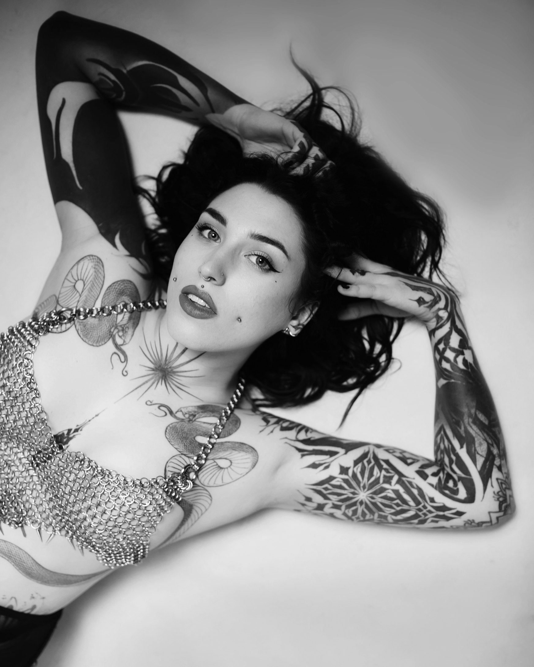 Mariella 90s retro style